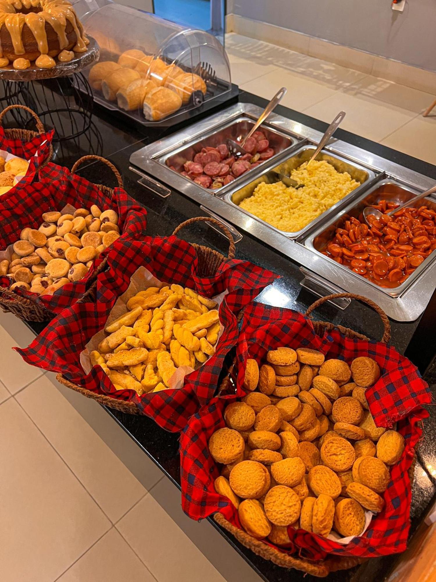 Hotel Cerrado Montes Claros Zewnętrze zdjęcie