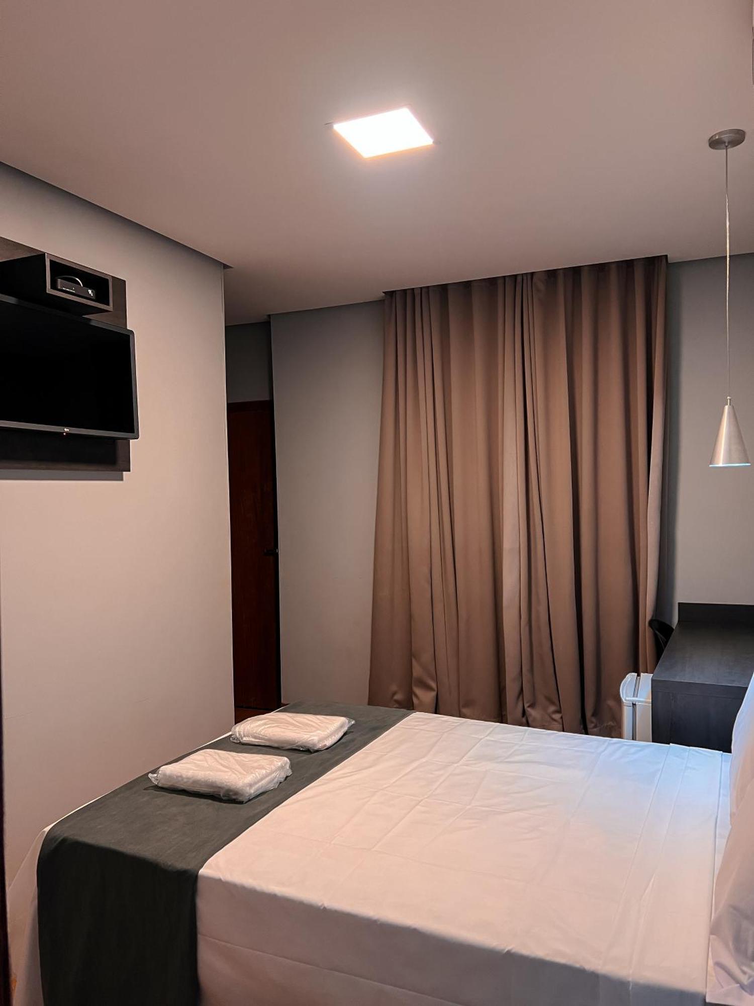 Hotel Cerrado Montes Claros Zewnętrze zdjęcie